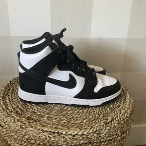 Nike Dunk High Top - Size W 7.5 / M 6 - White/University Red/Black